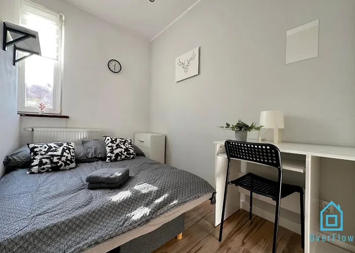August Room
